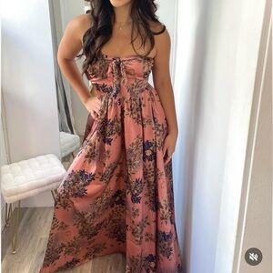 NWT Aakaa Strapless Floral Satin Wide Leg Jumpsuit !